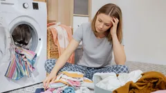 Slim wassen: eenvoudige tips om minder water te gebruiken bij elke wasbeurt en geld te besparen